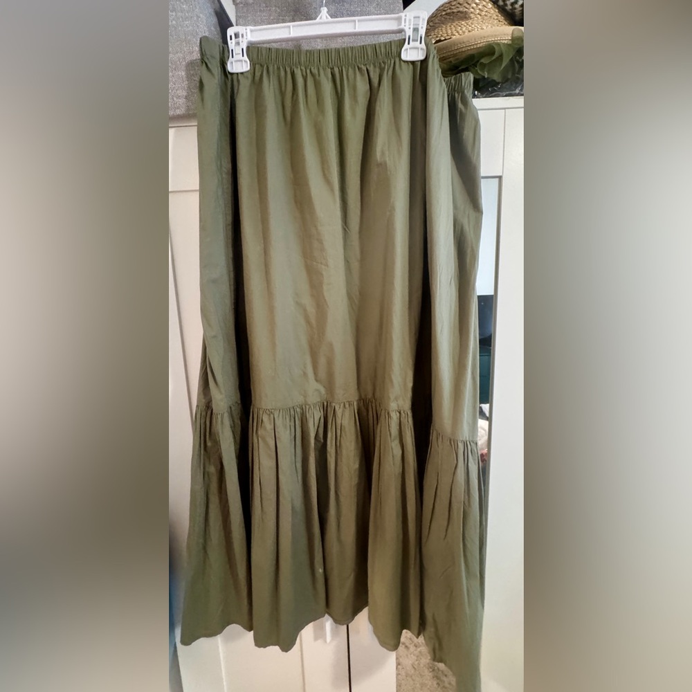 Boho Olive Green Maxi with ruffle!